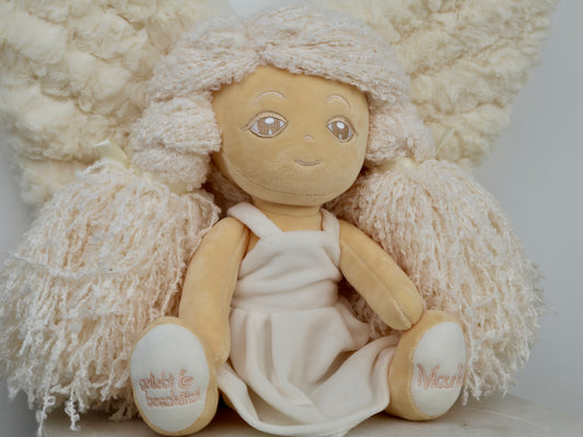 Kuschelengel Mauriel – designed by Künstlerin Daniela Wirtz