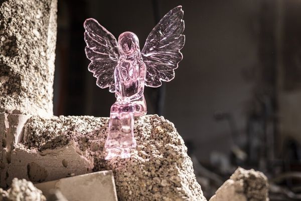 Hausschutzengel Mauriel 30 cm - Limitierte Lichtedition Glas transparent rose